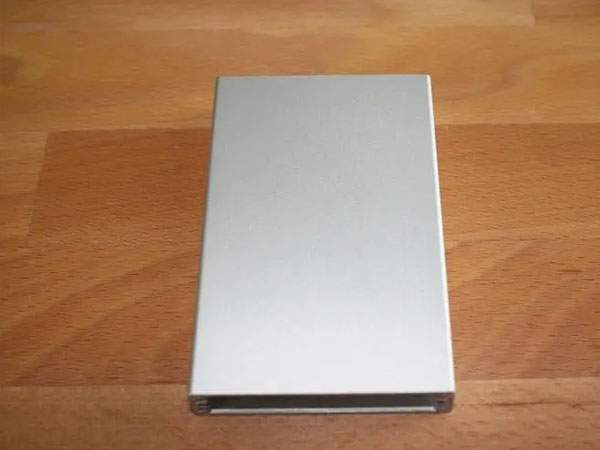 怎樣區分鏡(jìng)面鋁闆的類(lèi)型呢？